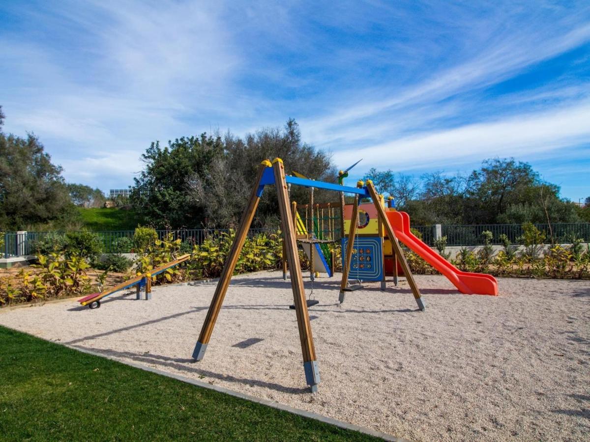 Green C Apartment - Luxurious & Playground & Garage Albufeira Ngoại thất bức ảnh